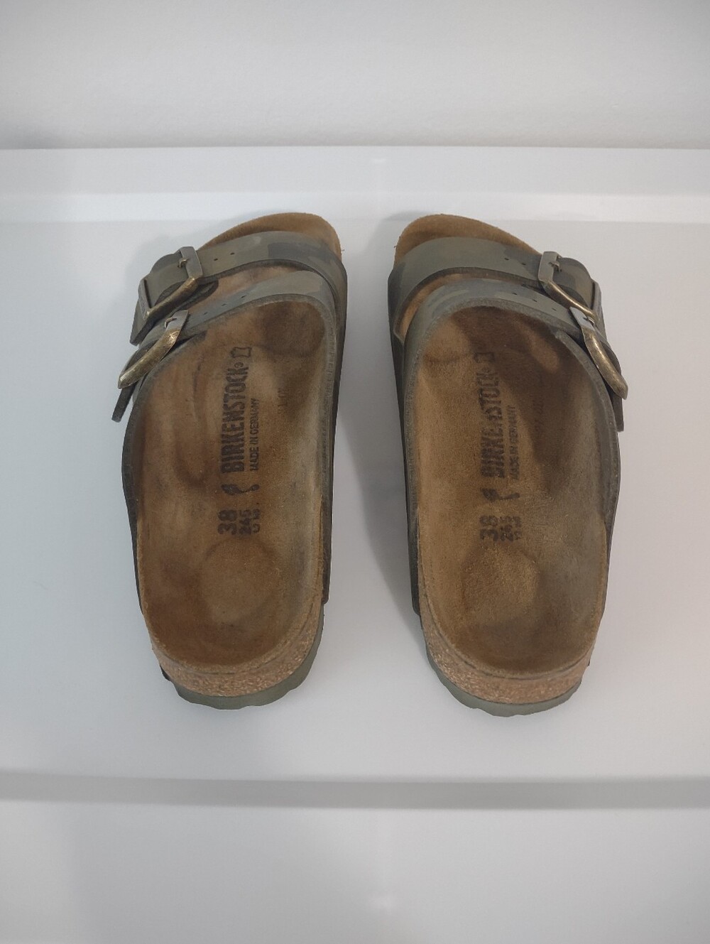 Birkenstock Women's Arizona Sandals Green Camo Sz 38 Narrow Fit - Picture 4 of 7